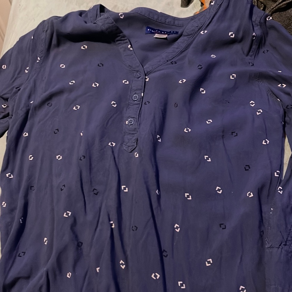 blue and white spotted shirt